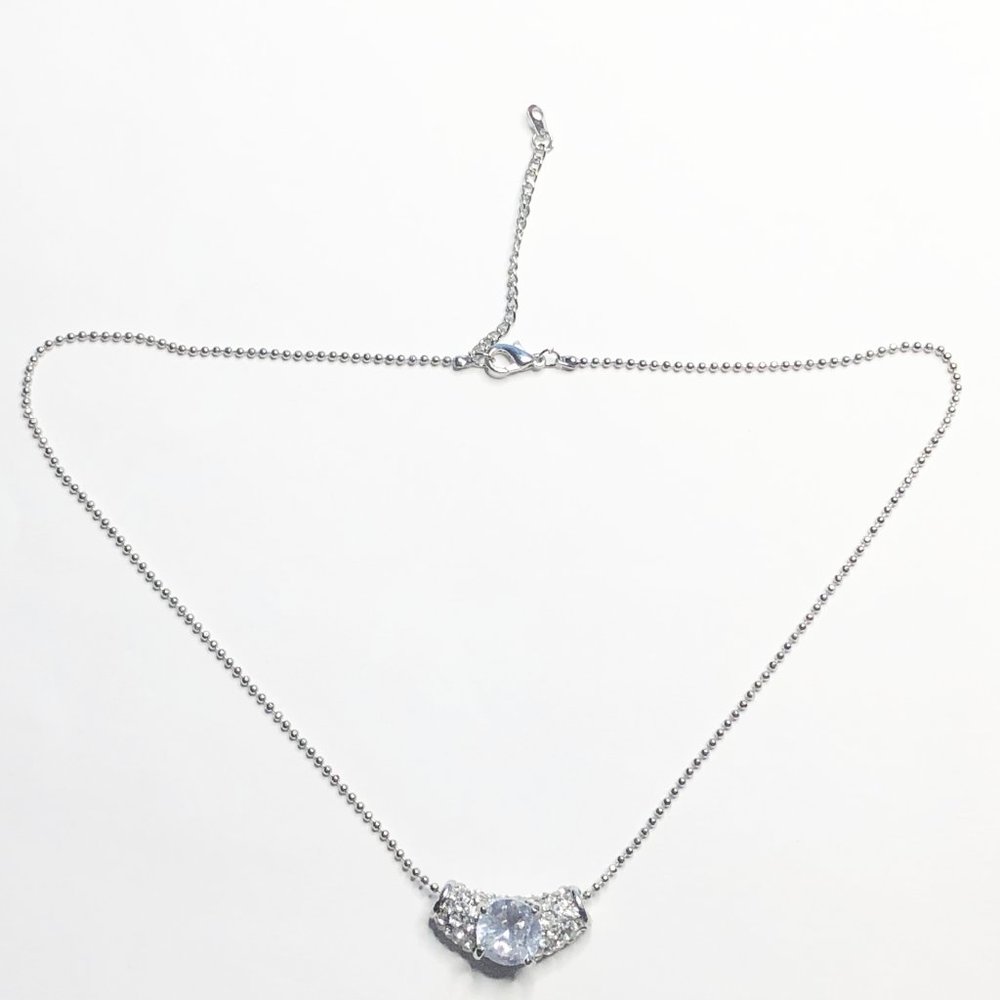 Clarion Crystal Pendant Necklace - Picture 4 of 5